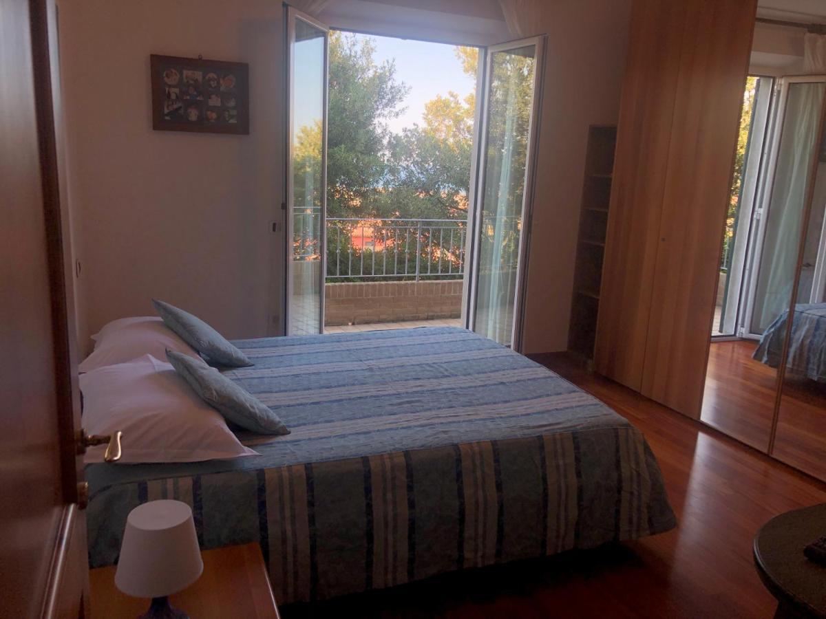 B&B La Palma San Costanzo Bagian luar foto
