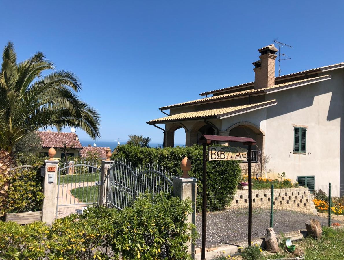 B&B La Palma San Costanzo Bagian luar foto